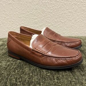 Cole Haan Brown Leather Slip-On Loafers , hand sewn Pinch style